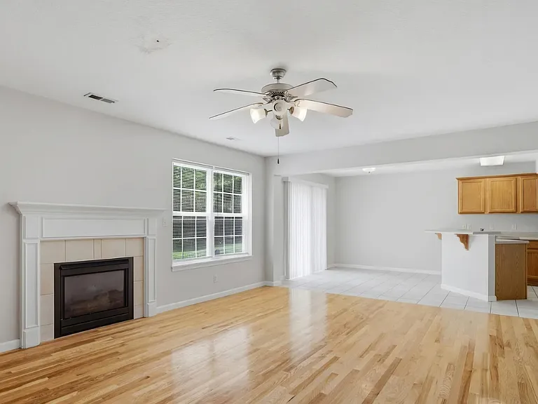 5512 Hunley Ct — Photo 5