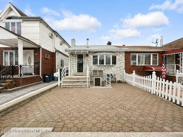 2248 W 6th St, Brooklyn, NY 11223