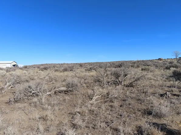 32 Mountain Dr, Christmas Valley, OR 97641