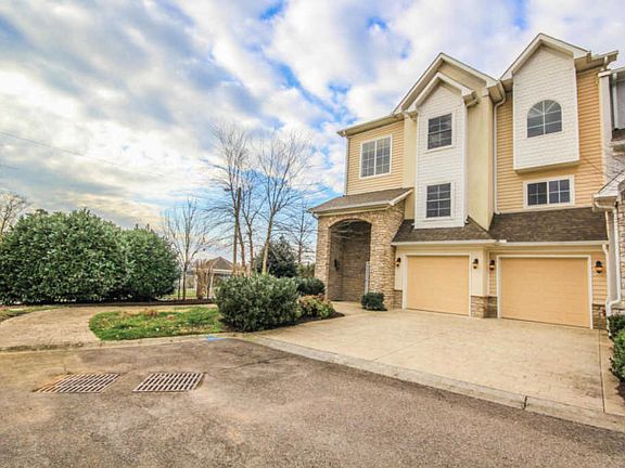 2nd image of 3231 Gazebo Point Way