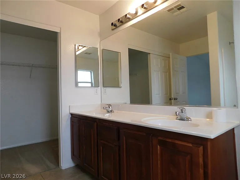 634 Bald Hill Ct — Photo 25