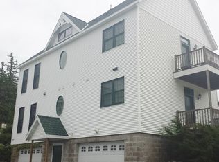 276b Poets Cove ##16, Elkhart Lake, WI 53020