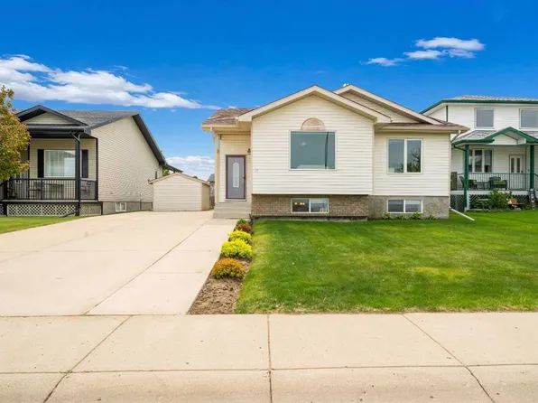 91 N Hunt Cres NE, Medicine Hat, AB T1C 1Y4
