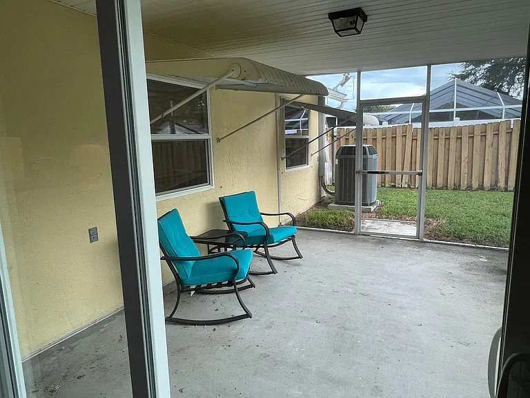3221 Cody St — Photo 11