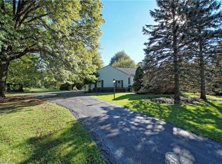 28900 Pike Dr, Orange, OH 44022