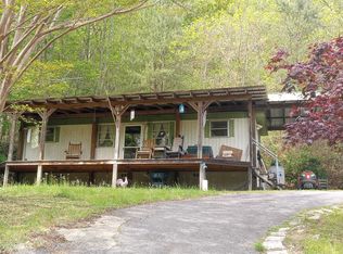6159 Wolffork Rd, Rabun Gap, GA 30568
