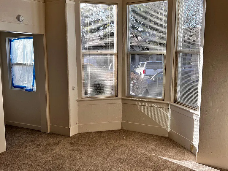 320 Locust St #2 — Photo 11