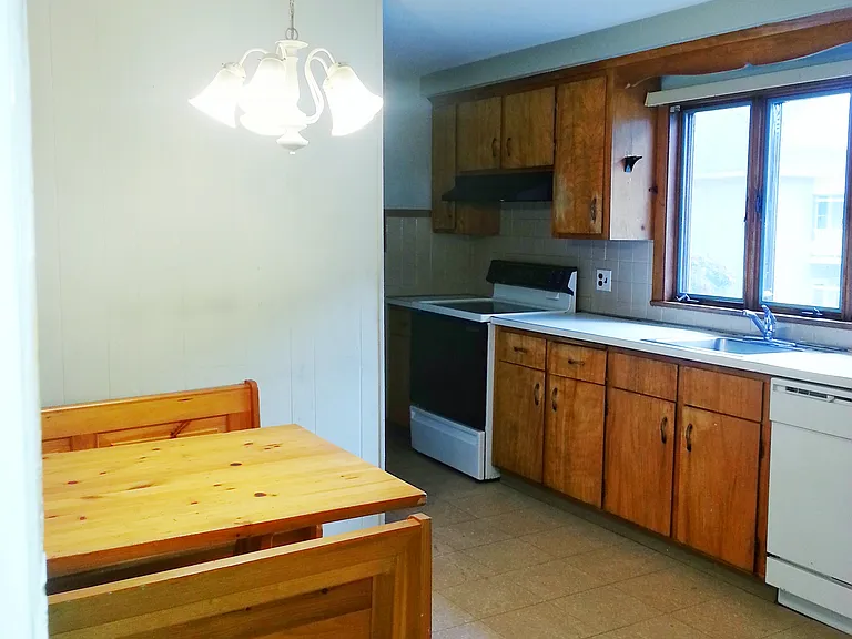 110 Harvard St #2 — Photo 9