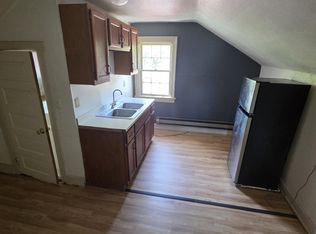 1462 Maple Rd #3, Cleveland, OH 44121