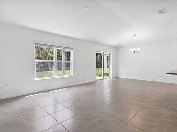 4th image of 8278 Cortese Dr