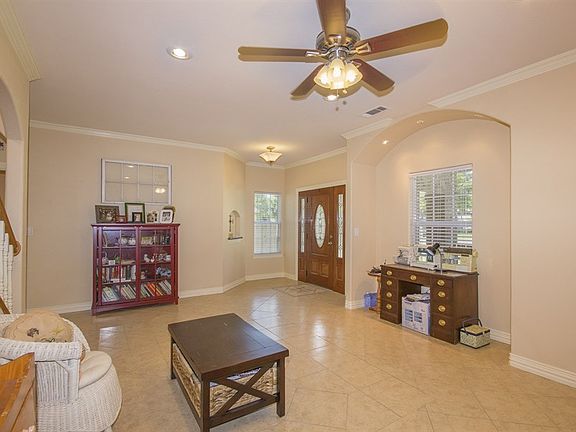 5th image of 2506 Sumac Ln