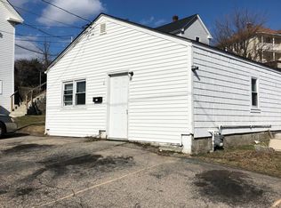 6 Smith St, West Warwick, RI 02893