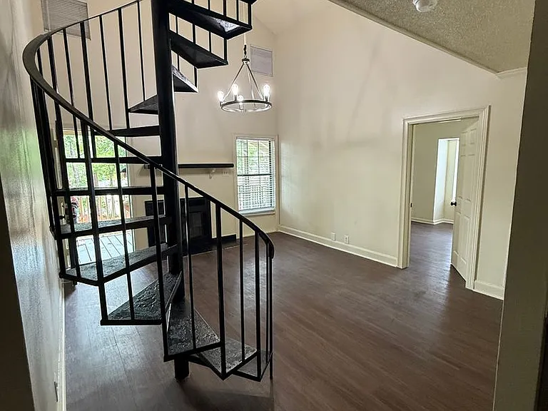 1845 Starboard Dr — Photo 1