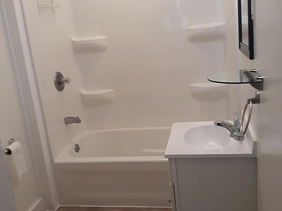 2nd image of 232 Lane Ave SW #1