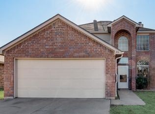 86 Briar Ln, Waxahachie, TX 75165