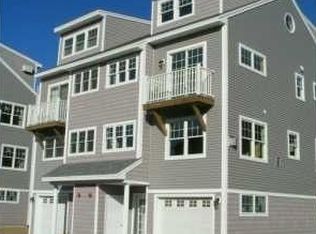 42 Walnut St APT 13, Old Orchard Beach, ME 04064