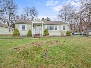 54 Birch St, Unionville, CT 06085