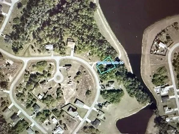 3025 E Briarwood Cir, Labelle, FL 33935