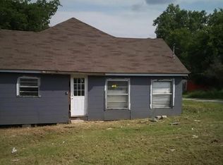 909 Carter Dr, Little Elm, TX 75068