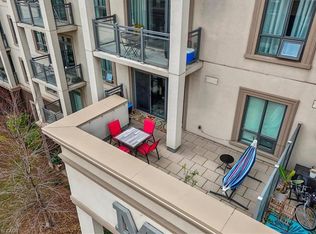 2490 Old Bronte Rd #301, Oakville, ON L6M0Y5