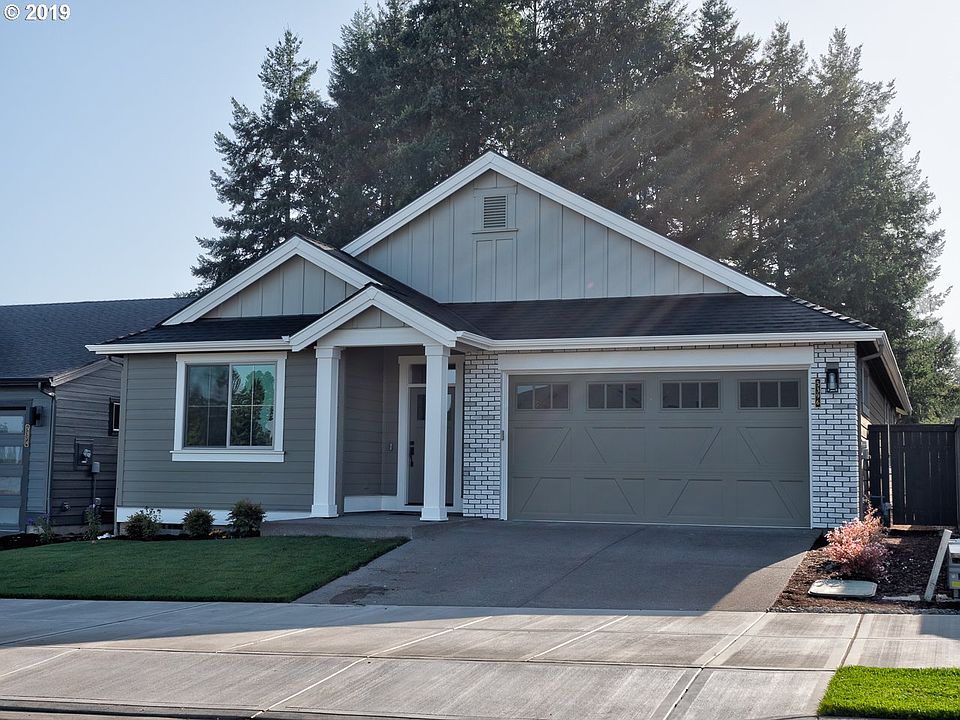 1st image of 5396 SE 81st Ave #202