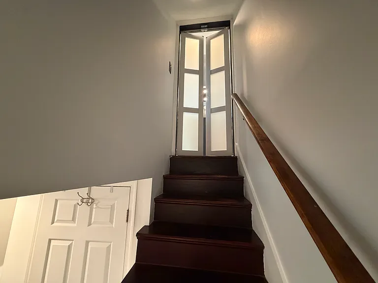 5932 Edgehill Ct — Photo 16
