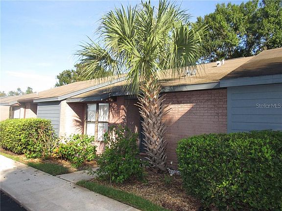 4th image of 2410 King Oak Ct