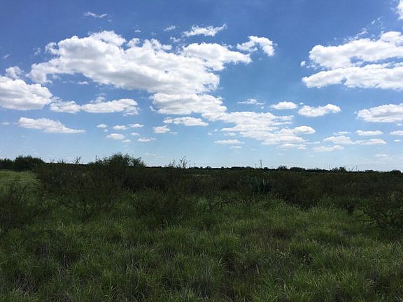 3rd image of 2690 N Fm 1557