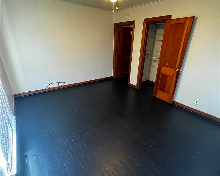 408 E Gilbert St — Photo 10