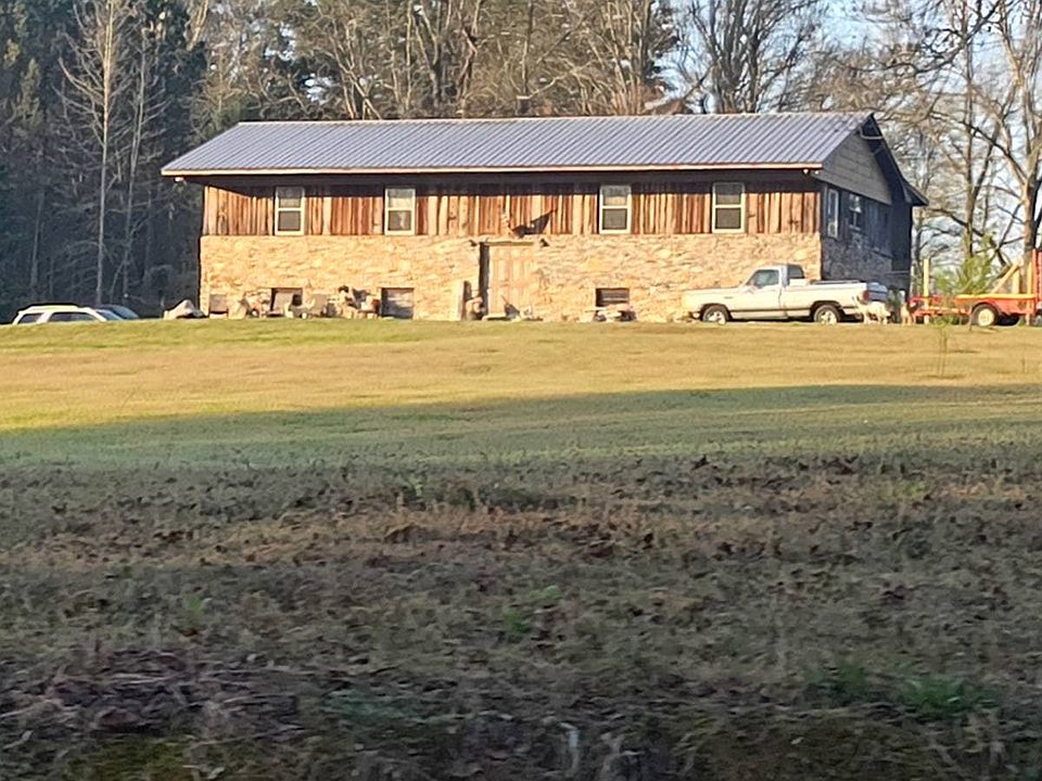 2nd image of 745 Ledbetter Rd