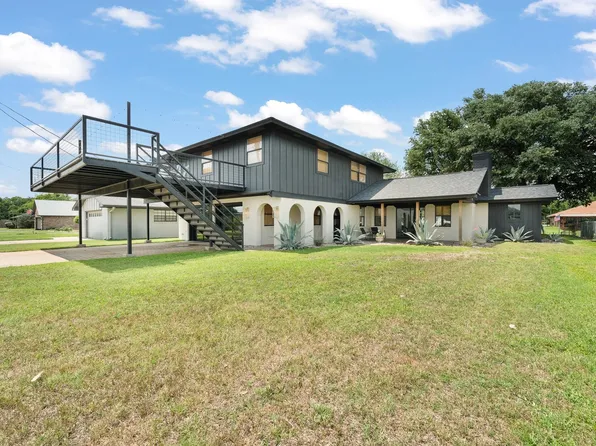 3708 Coral Sands Ct, Granbury, TX 76049