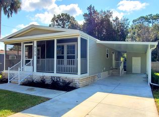 8270 W Charmaine Dr #B13, Homosassa, FL 34448