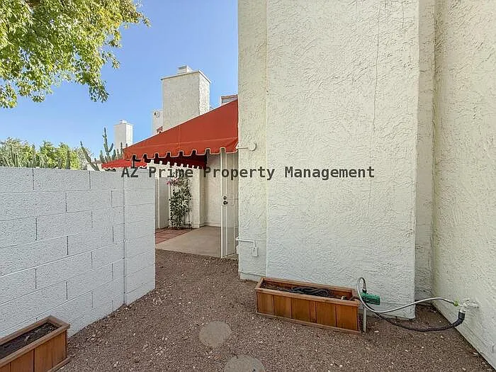 13817 N 42nd St — Photo 17