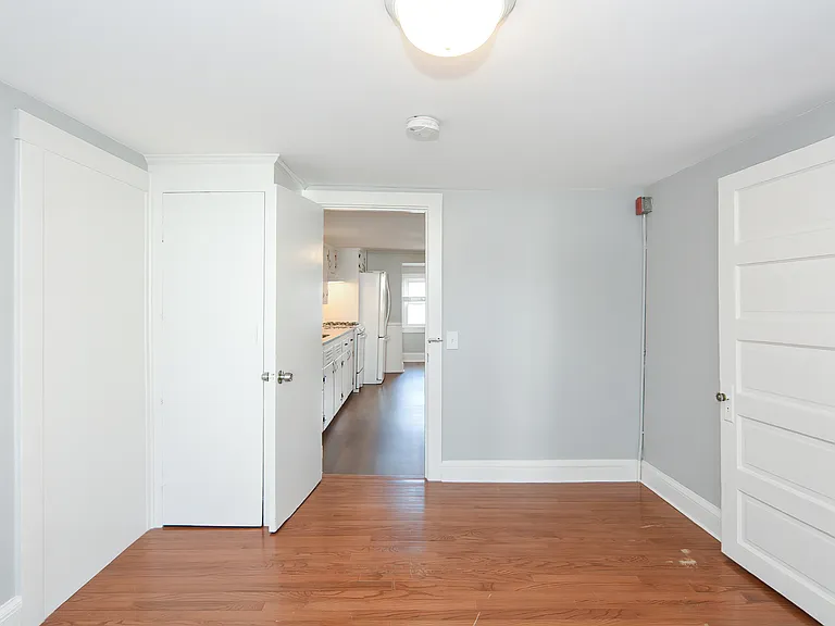 39 Bourne St #1 — Photo 24