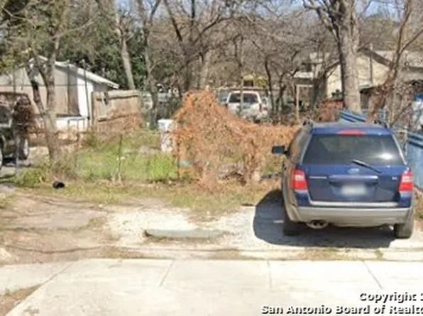 2209 EL PASO ST LOT 42, San Antonio, TX 78207