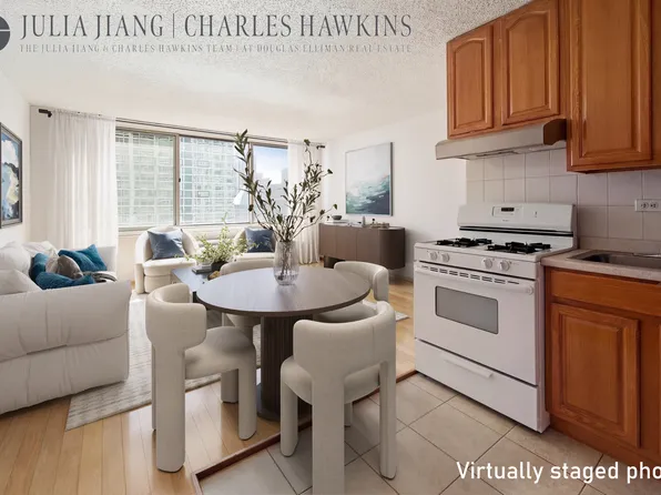 333 East 45th Street image 1 of 13