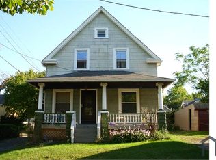 3374 Regent Rd, Cleveland, OH 44127