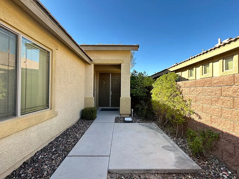 4116 Helens Pouroff Ave — Photo 2