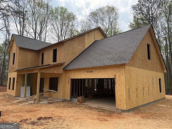 3rd image of 334 Ridgewood Rd