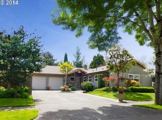 9350 SW Royal Woodlands Dr, Beaverton, OR 97005