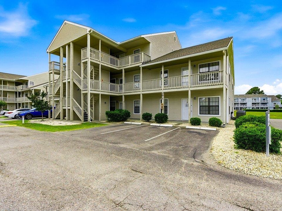 1st image of 1095 W Plantation Dr. W #30-B