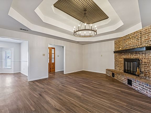 5th image of 608 Knights Bridge Rd