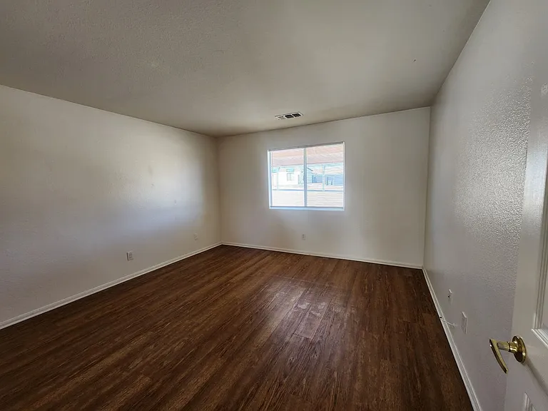 73484 El Paseo Dr — Photo 6