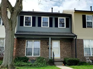 3064 Bolgos Cir, Ann Arbor, MI 48105