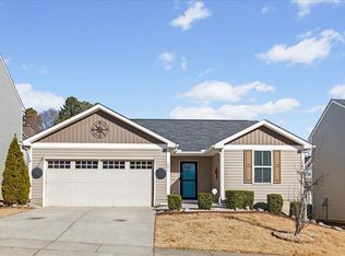 251 Fieldspar Ln, Clayton, NC 27520