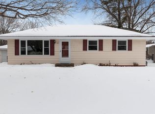609 Manor Dr NE, Spring Lake Park, MN 55432