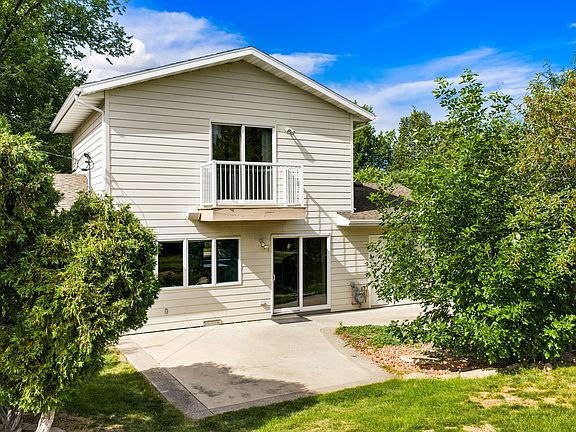 5th image of 4424 6th Ave S
