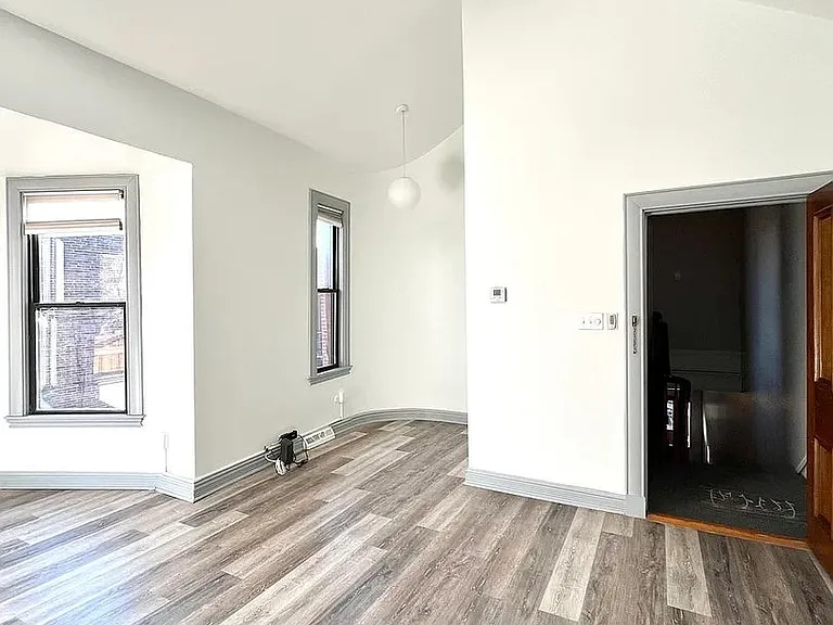1416 Sheffield St — Photo 7