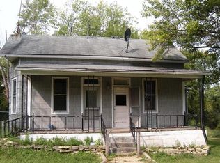 789/791 N Leslie Ave, Leslie, MO 63056