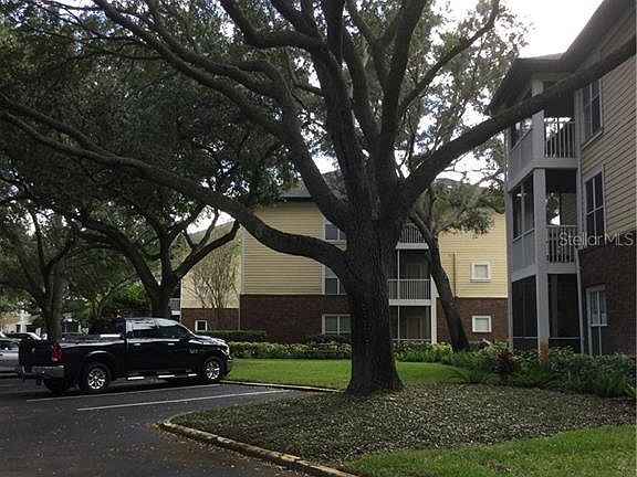 2nd image of 10024 Strafford Oak Ct APT 821